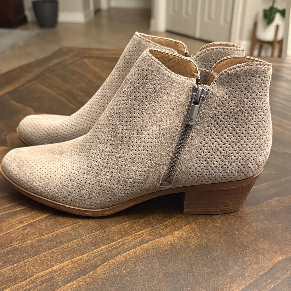 Lucky Brand Ankle Boots Size 9